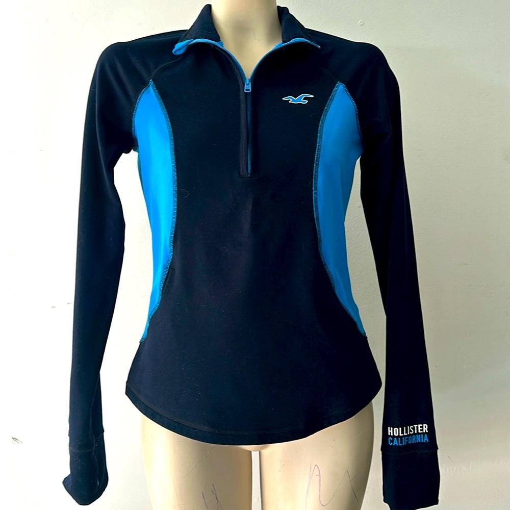 Hollister fitted sweater Medium Zipfront